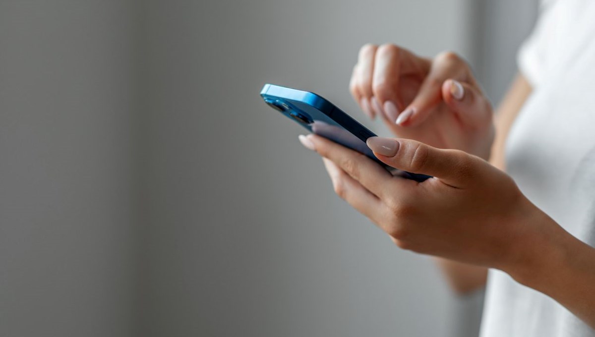 Yurt dışı telefonlarının kullanım süresi değişiyor: 180 güne çıkacak Yurt dışı telefonlarının kullanım süresi değişiyor: 180 güne çıkacak