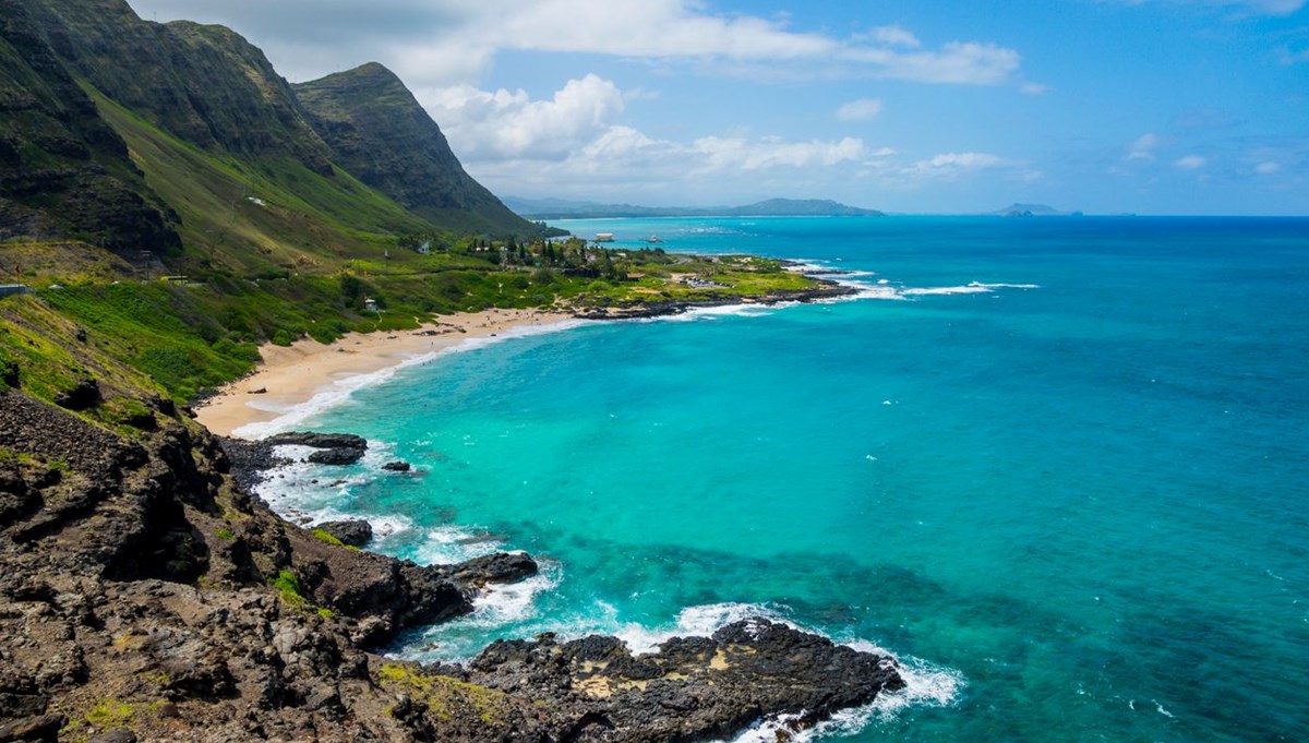 Turizm cenneti Hawaii corona virüs kısıtlamalarını kaldırıyor