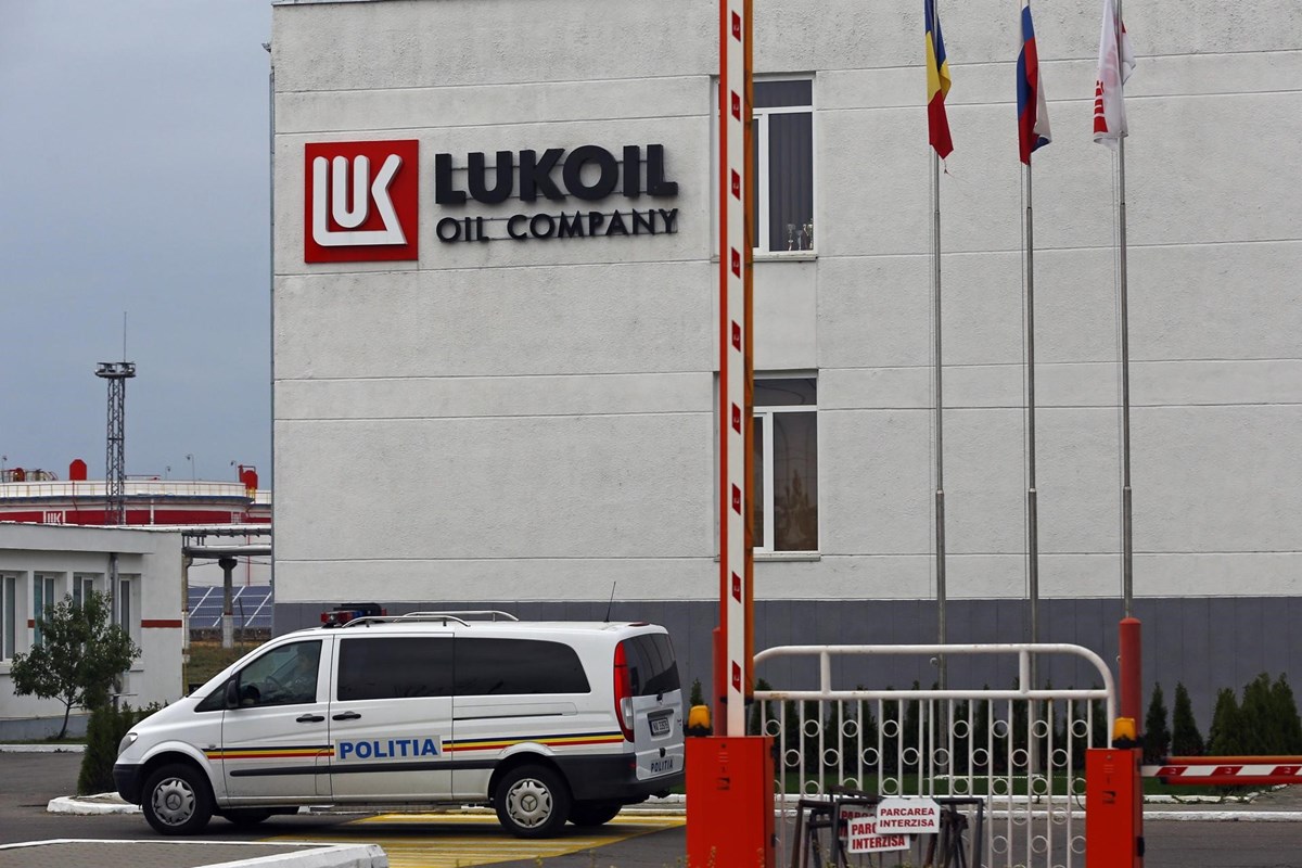 Rus petrol şirketi Lukoil