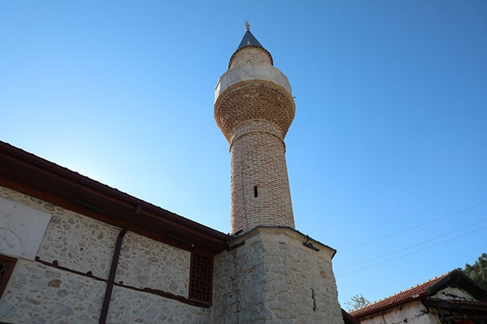 Antalya'daki Sarıhacılar Camisi yenilenen çehresiyle ziyaretçilerini ağırlıyor - 1