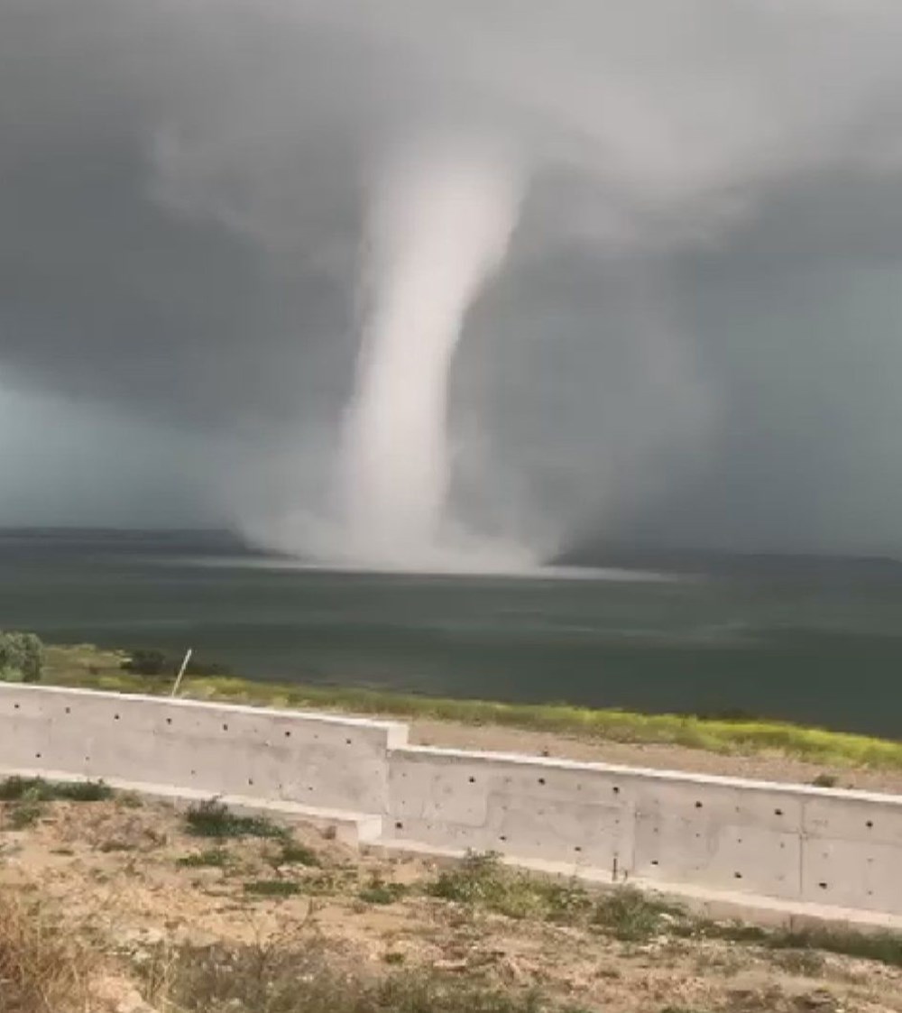 İstanbul'da hortum paniği
