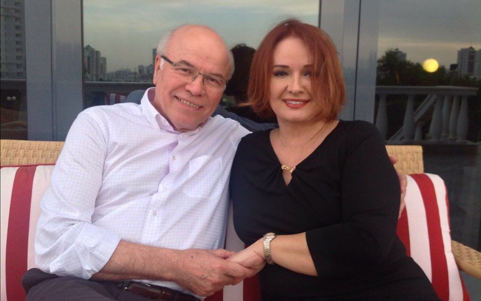 Müjde Ar'dan trafik kazası sonrası ilk açıklama: Mutlak ölümden döndüm - 1