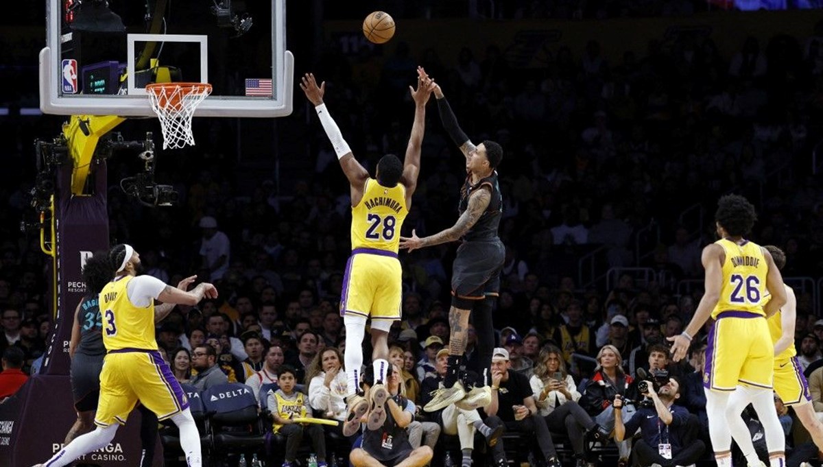 NBA'de Lakers, sahasında ağırladığı Wizards'ı uzatmalarda geçti NBA'de Lakers, sahasında ağırladığı Wizards'ı uzatmalarda geçti