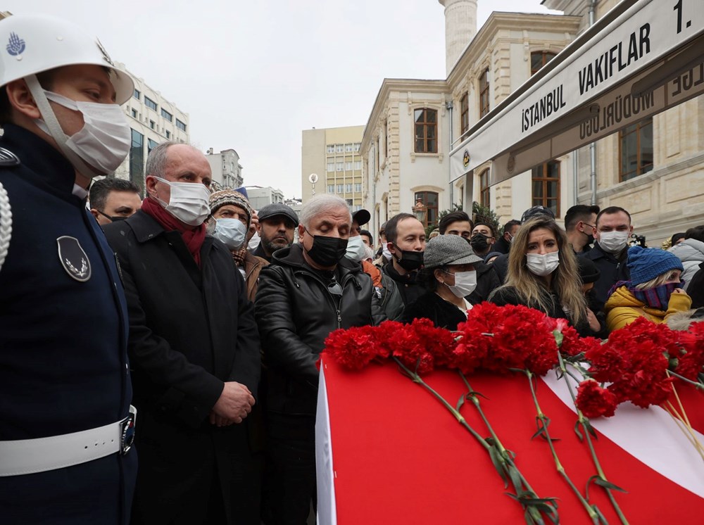 Usta oyuncu Fatma Girik son yolculuğuna uğurlandı - 19