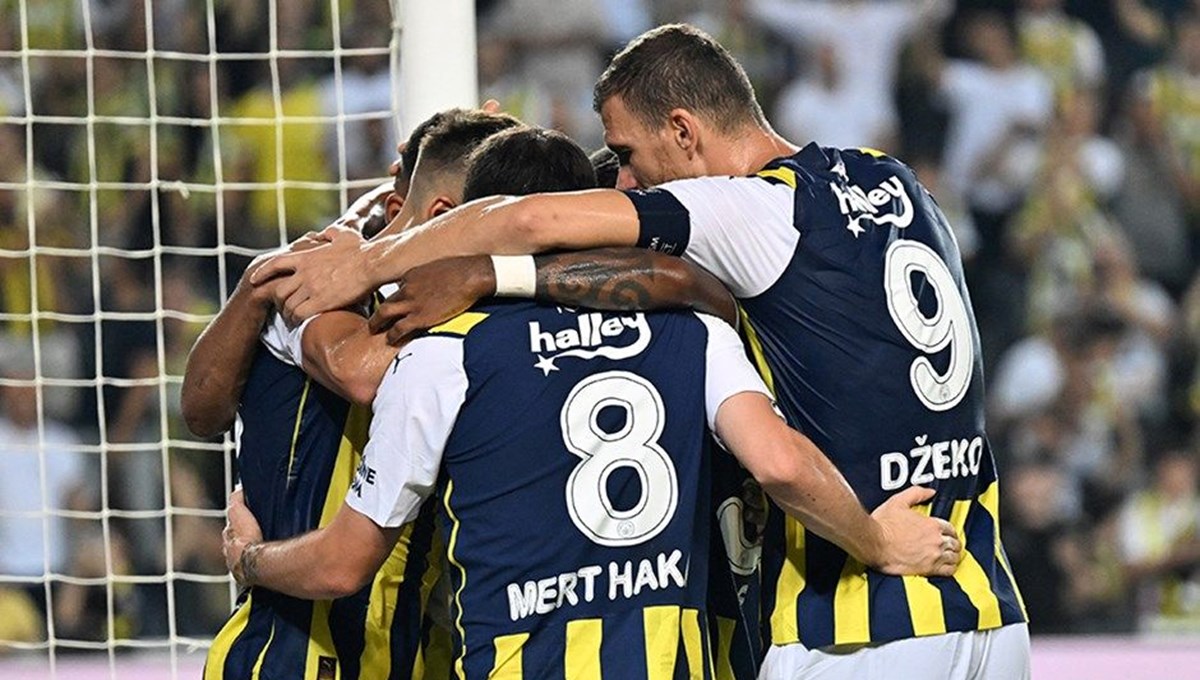 Fenerbahçe milli takımlara en fazla futbolcu gönderen takım oldu Fenerbahçe milli takımlara en fazla futbolcu gönderen takım oldu