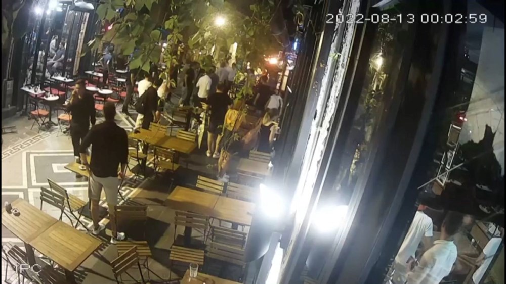 Kadıköy'deki kafede kadına kurşun yağdırdı - 2