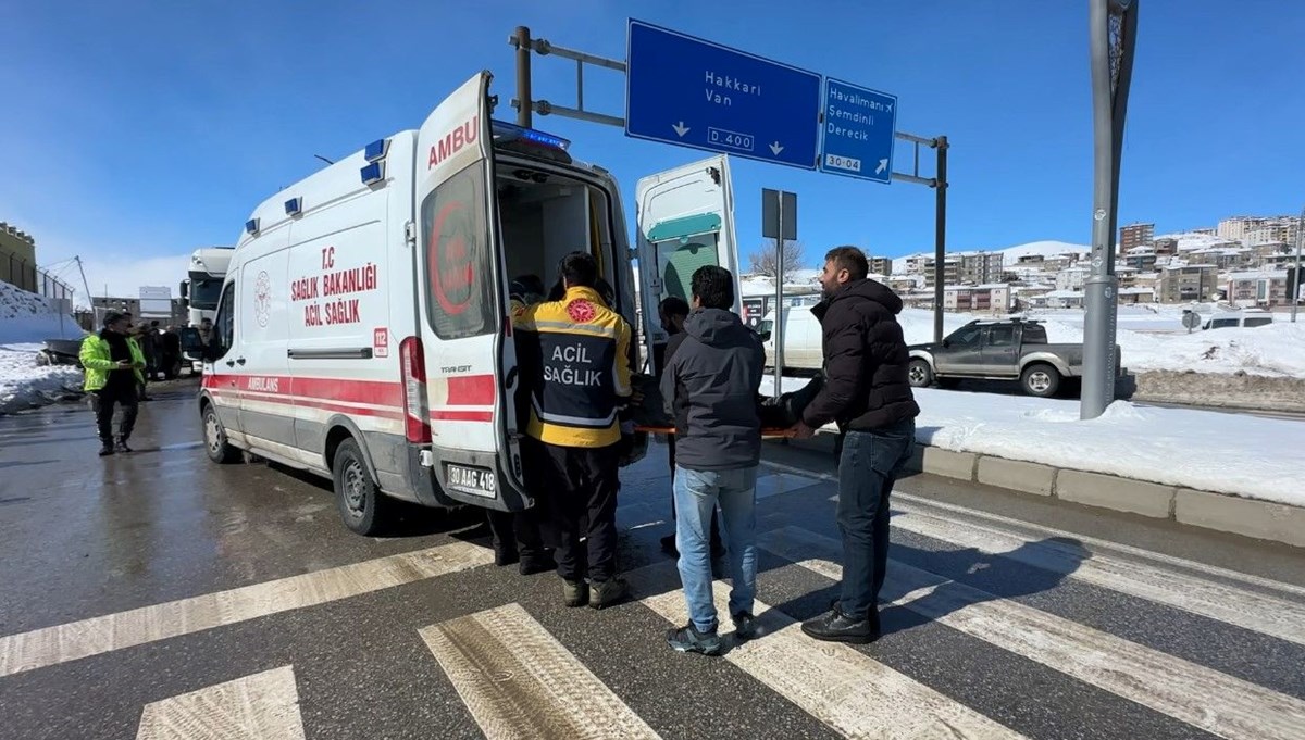 Yüksekova’da trafik kazası: 2 yaralı