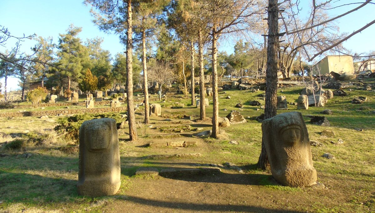 İslahiye'deki Yesemek Açık Hava Müzesi ve Heykel Atölyesi'ne bir yılda 7 bin ziyaretçi İslahiye'deki Yesemek Açık Hava Müzesi ve Heykel Atölyesi'ne bir yılda 7 bin ziyaretçi