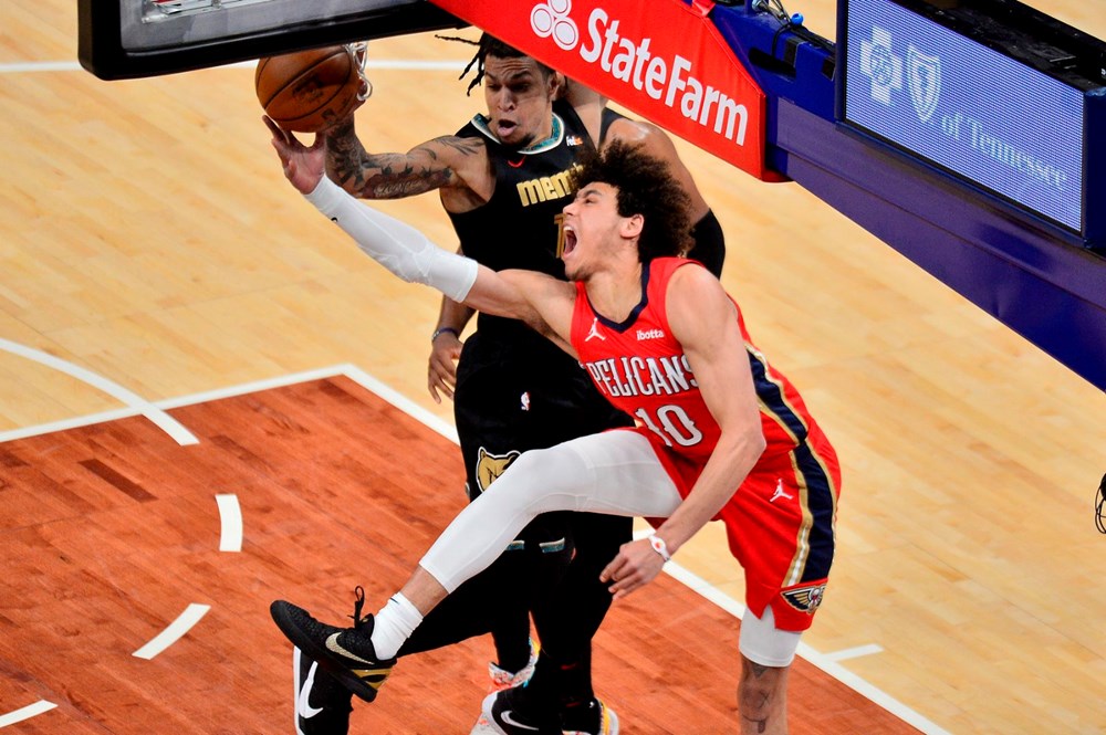 George Floyd vakası: NBA yıldızı Jaxon Hayes'e gözaltının görüntüleri yayınlandı - 10