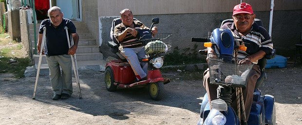 Engelli kardeşlerin örnek beraberliği.jpg