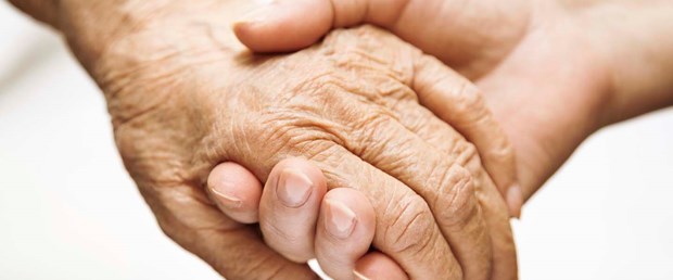 Alzheimer hastalarına E vitamini