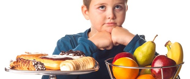 Atıştıran ergen obez oluyor