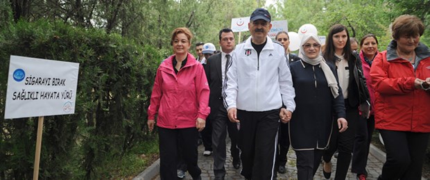 Bakan Müezzinoğlu, sağlıklı yaşam için yürüdü