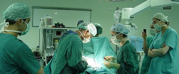 Bel fıtığı ameliyatında avantaj sağlıyor