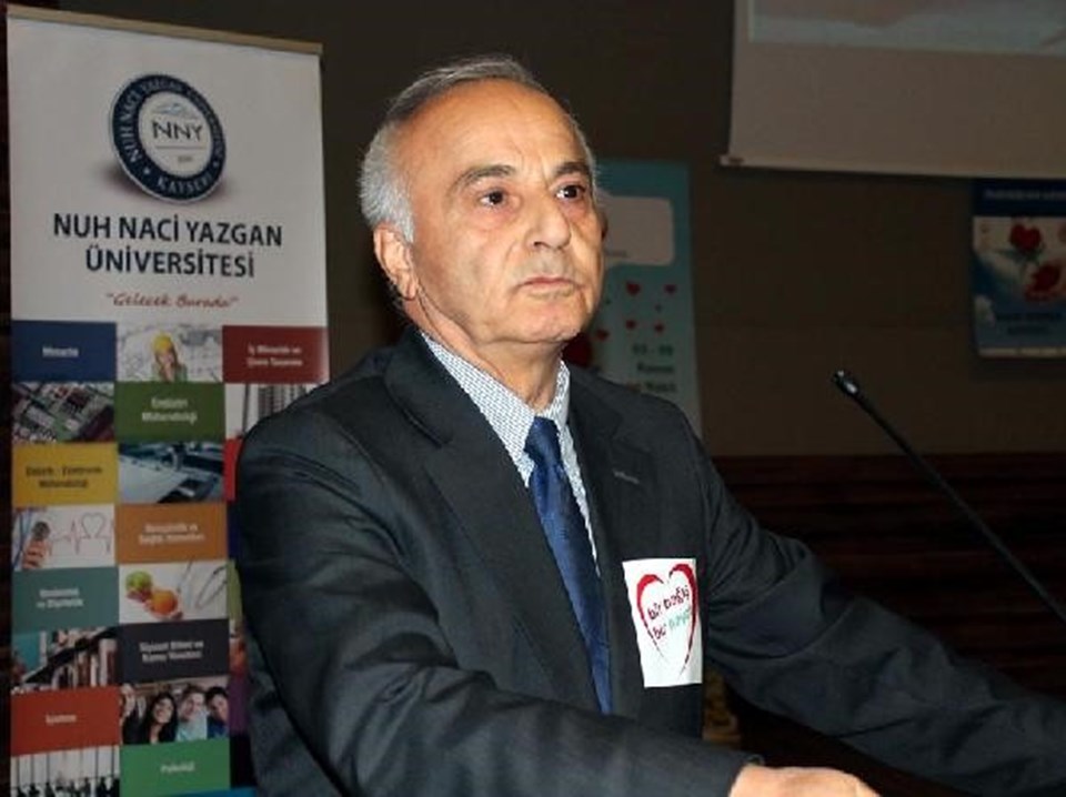 Erciyes Üniversitesi Tıp Fakültesi öğretim üyesi Prof. Dr. Zeki Yılmaz