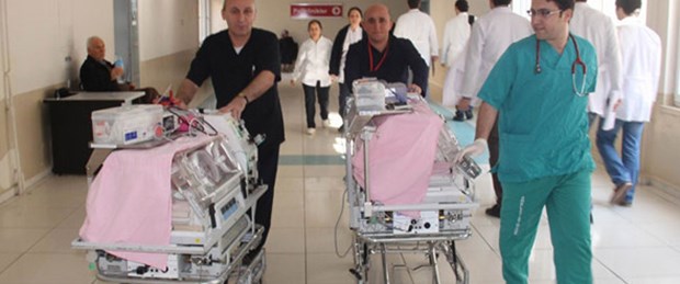 Çift rahimle çift bebek