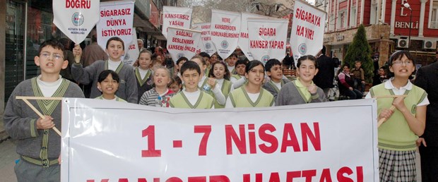 Çocuklar, "Sigara içmeyin" dedi