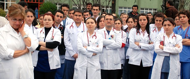 Danıştay: Her doktor muayenehane açabilir