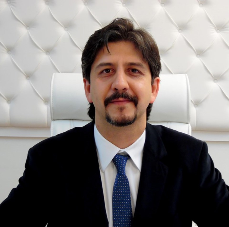 Doç. Dr. Alper Çelik