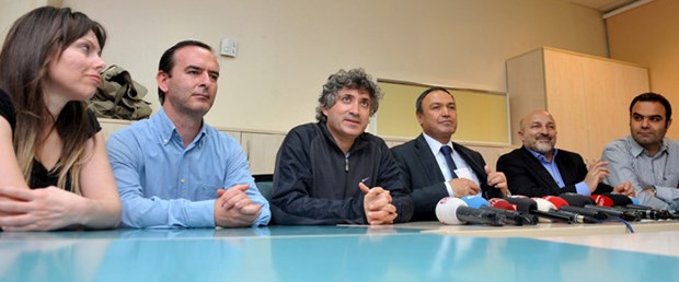 'Göz kapaklarına ikinci müdahale yapabiliriz'