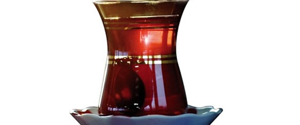 Günde 3 bardak çay felç riskini azaltıyor