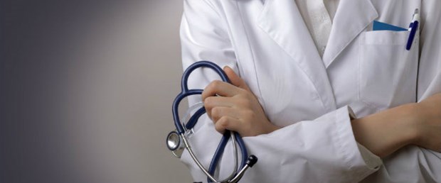 Hastayı doğru bilgilendirmeyen doktora ceza