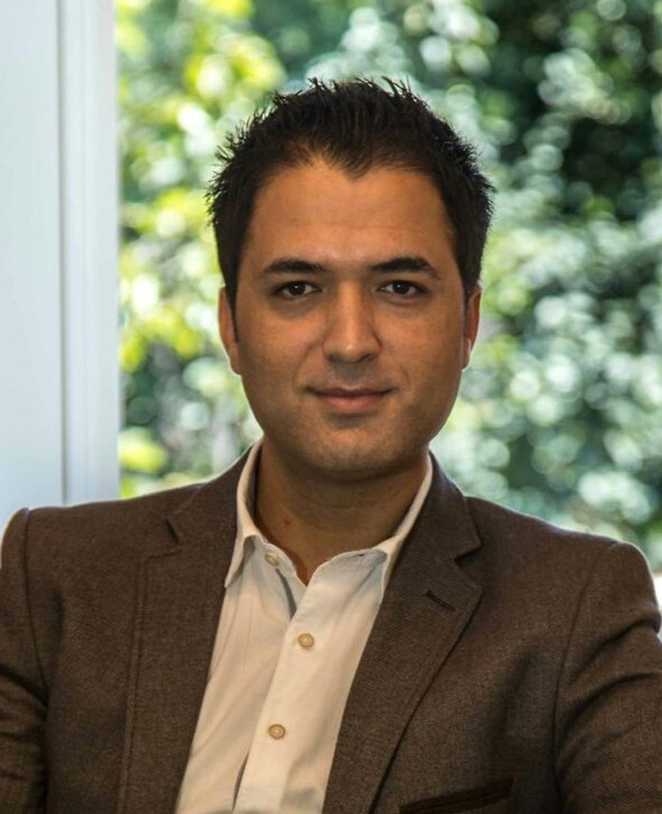 Psikiyatrist Yrd. Doç. Dr. Hakan Karaş