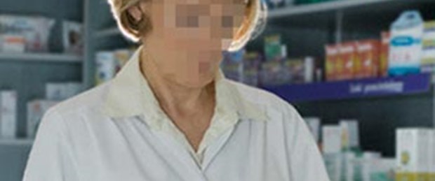 Kadın eczacı dolandırıcı kurbanı