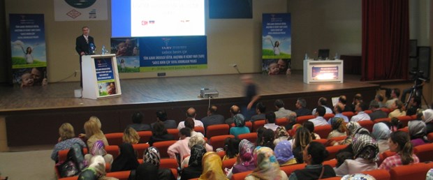 Kadınlar erkek çocuk için risk alıyor