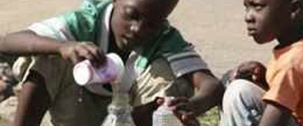 Kamerun'da kolera salgınında 2 kişi öldü