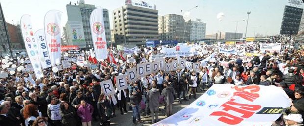 ‘Sağlık emekçileri yaşamın güvencesidir’