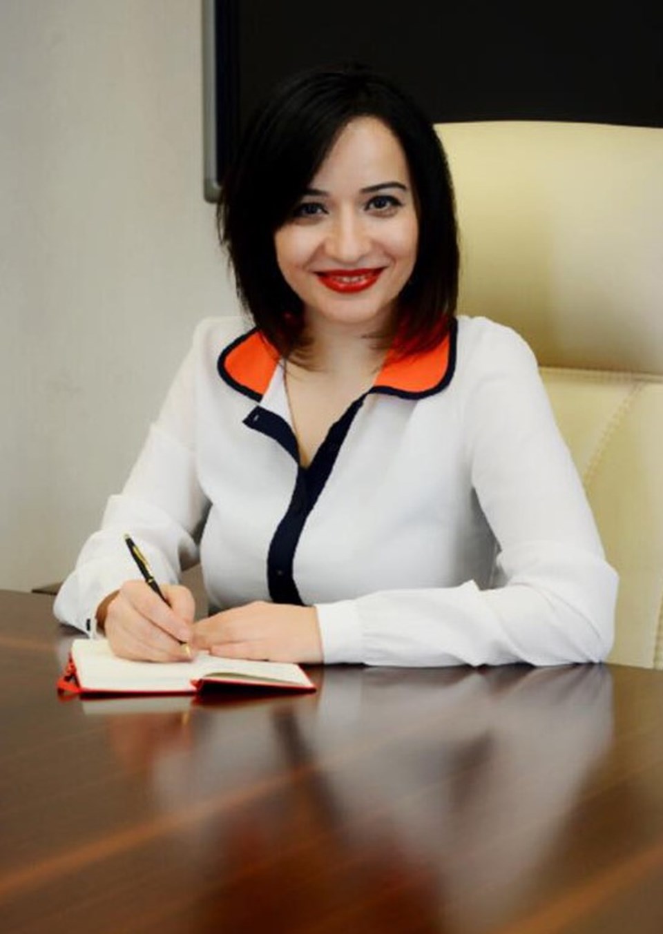 Esra Öz: Sağlık haberciliği bir uzmanlık alanı olarak kabul edilmeli.