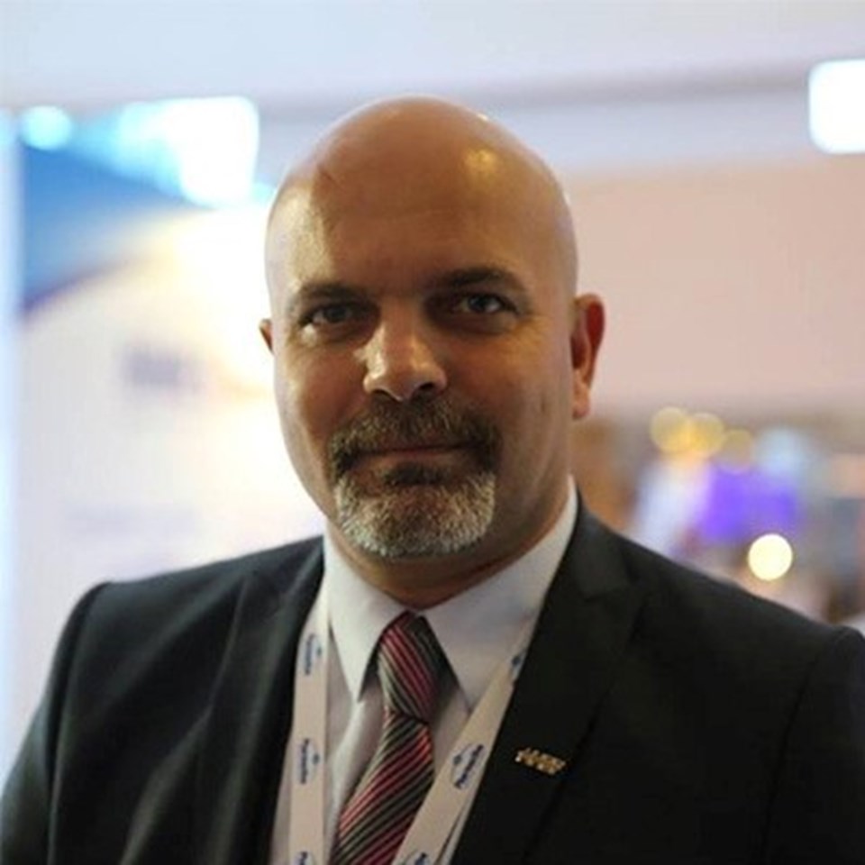 AHEF Başkanı Dr. Gürsel Özer
