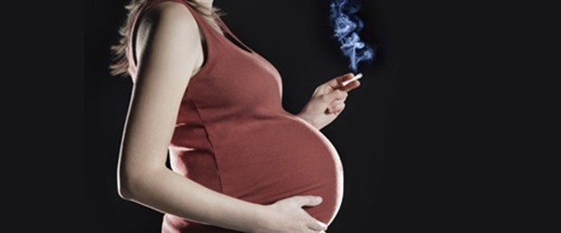 Sigara, kusurlu doğum riskini artırıyor