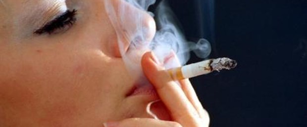 Sigara romatoid artrit riskini artırıyor