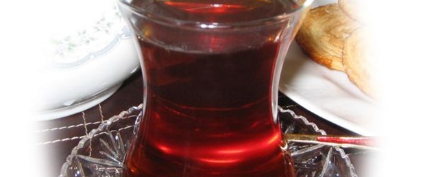 Yemekten hemen sonra çay içmeyin