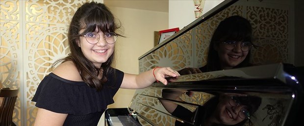 12 yaşındaki piyanist İdil Atlıer yeni ödüller peşinde
