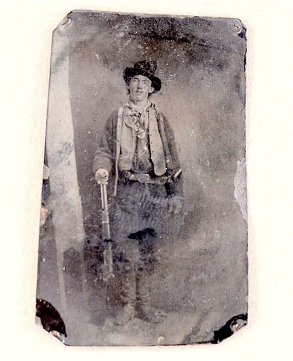 Billy the Kid'in bilinen ilk fotoğrafı