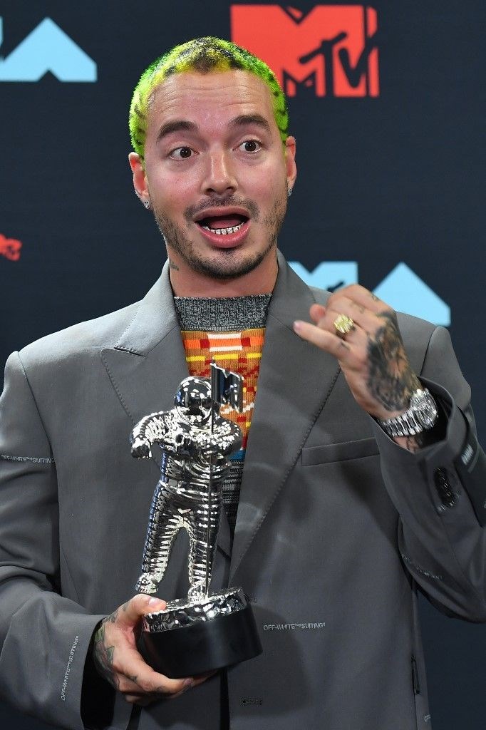 EN İYİ LATİN ŞARKISI