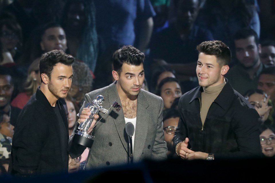 EN İYİ POP ŞARKISI