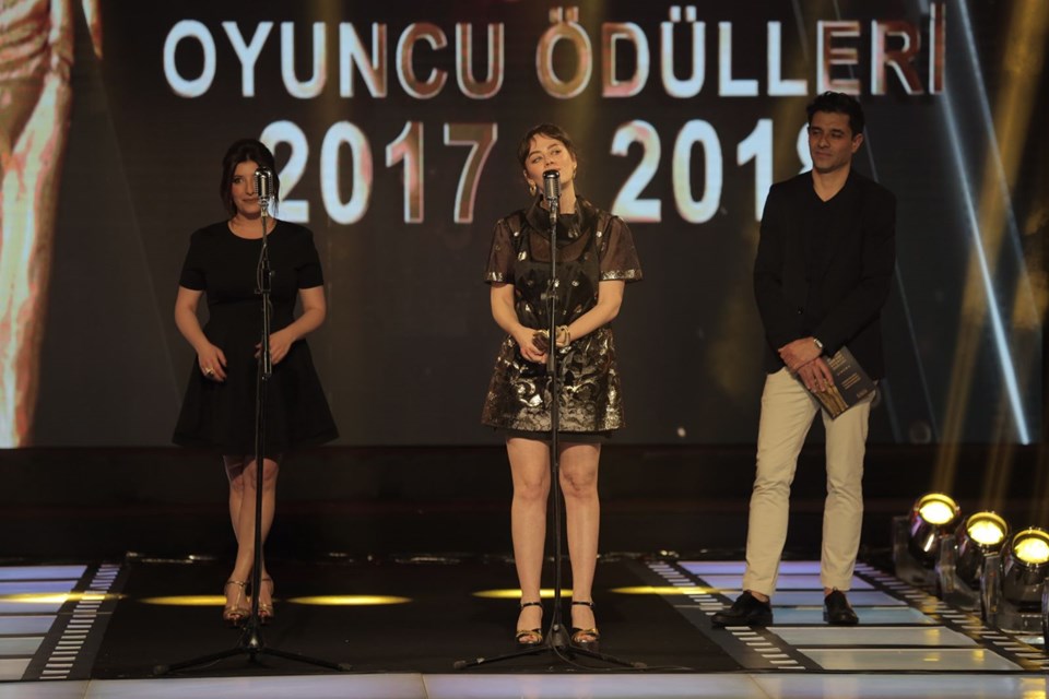 ANNESİNE DOĞUM GÜNÜ HEDİYESİ