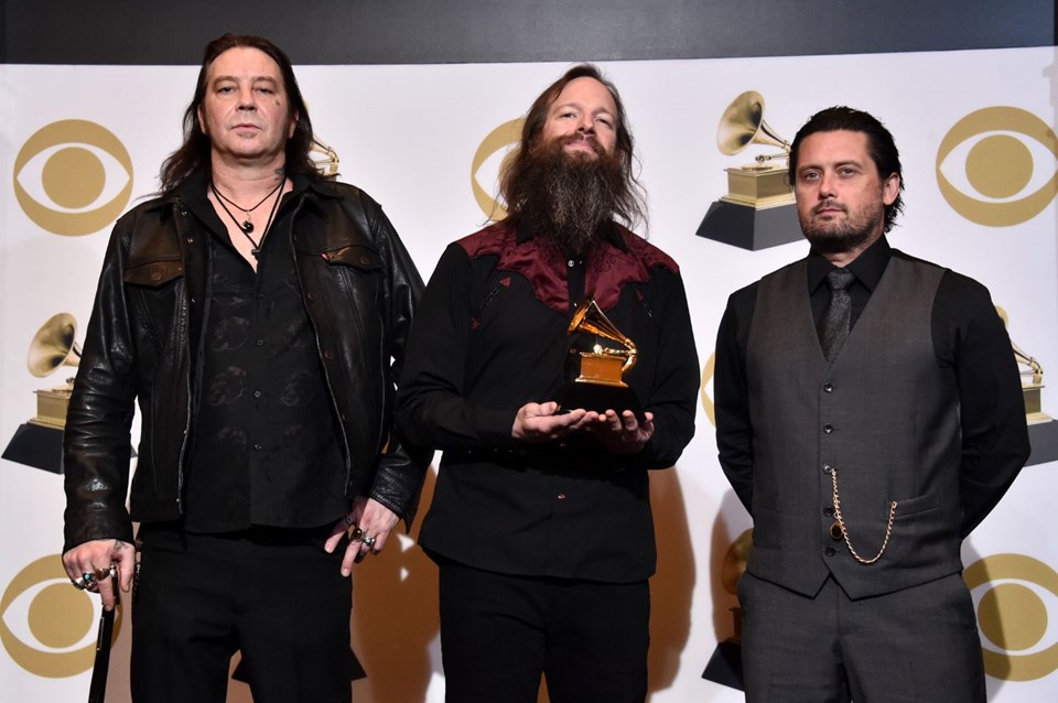 EN İYİ METAL PERFORMANSI