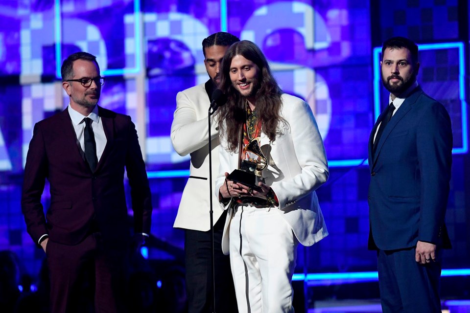 EN İYİ RAP SÖYLEME PERFORMANSI