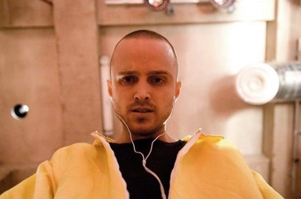 Aaron Paul, Breaking Bad'den bir kareyi "Merhaba eski arkadaşım" diye paylaştı.