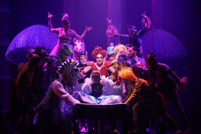 Alice Muzikali, Alice Harikalar Diyarında, BKM, Zorlu PSM, Serenay Sarıkaya, Enis Arıkan, Ezgi Mola, Şukru Özyıldız, Merve Dizdar, İbrahim Selim