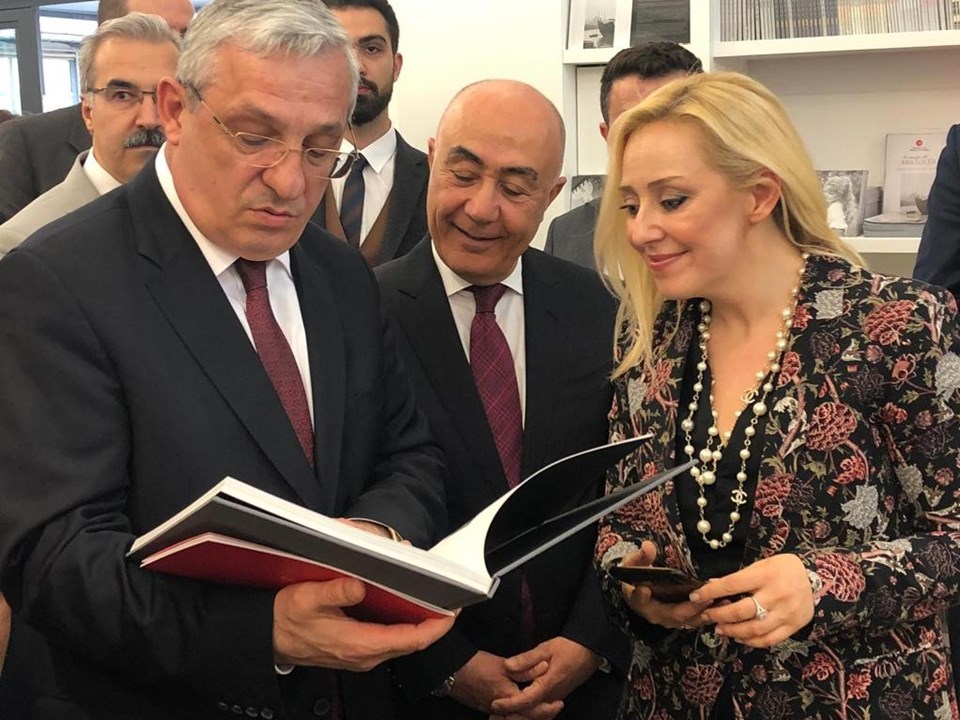 Türkiye’nin Paris Büyükelçisi İsmail Hakkı Musa, Doğuş Grubu CEO'su Hüsnü Akhan ve Cumhurbaşkanı Başdanışmanı Fecir Alptekin