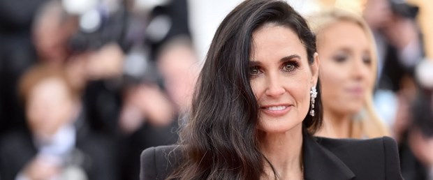 Demi Moore Cesur Yeni Dünya uyarlamasının kadrosunda