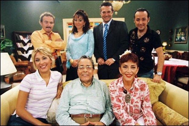 Dönerse Senindir, hemşire sahnesi açıklama, murat boz, oğulcan türe, gizem elçi, hemşire sahnesi,