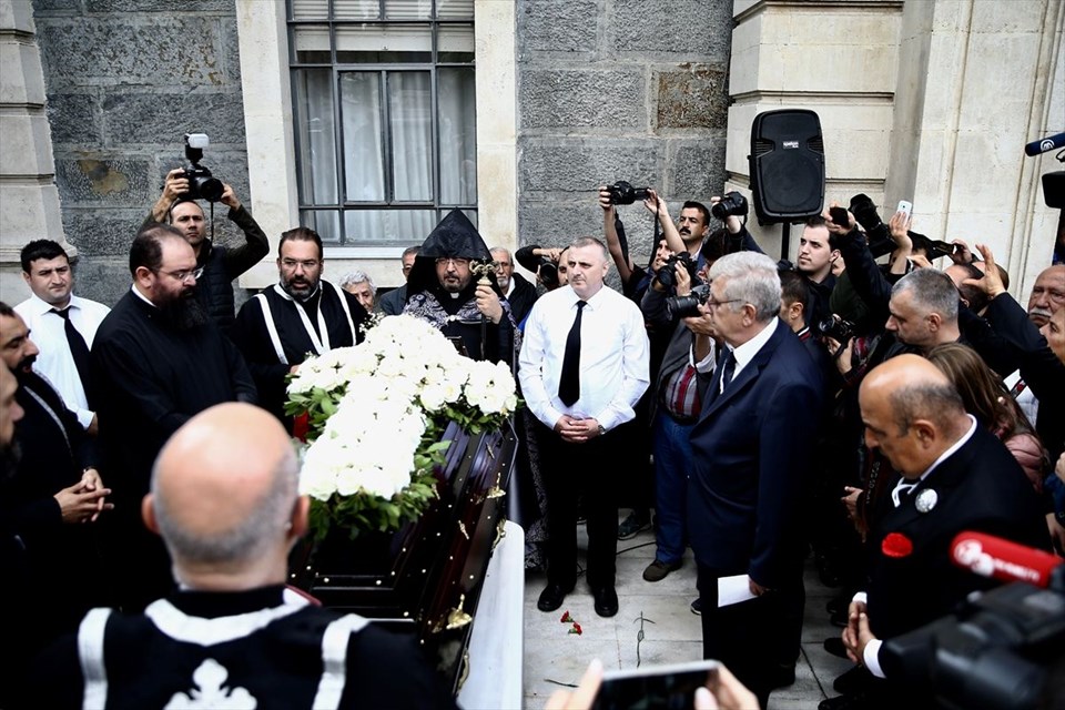 Ara Guler, Ara Guler için toren, Ara Guler'in son yolculuğu