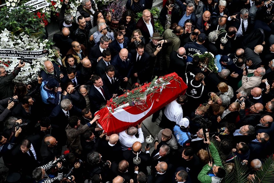 Ara Guler, Ara Guler için toren, Ara Guler'in son yolculuğu